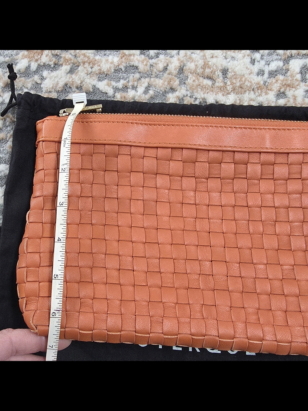 Uterqüe Woven Leather Clutch in Burnt Orange - Picture 4 of 7